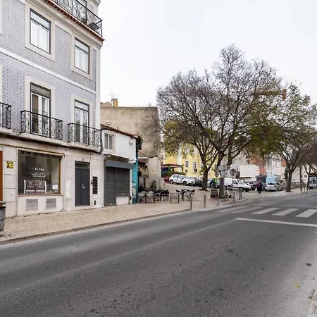 Appartamento Whome Chic 2-bed Near Santos & Alcantara Perfect For Families & Couples