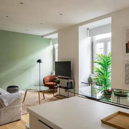 Apartment Whome Chic 2-bed Near Santos & Alcantara Perfect For Families & Couples *