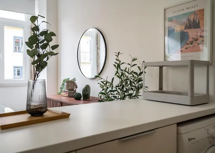Whome Chic 2-bed Near Santos & Alcantara Perfect For Families & Couples * Lisboa